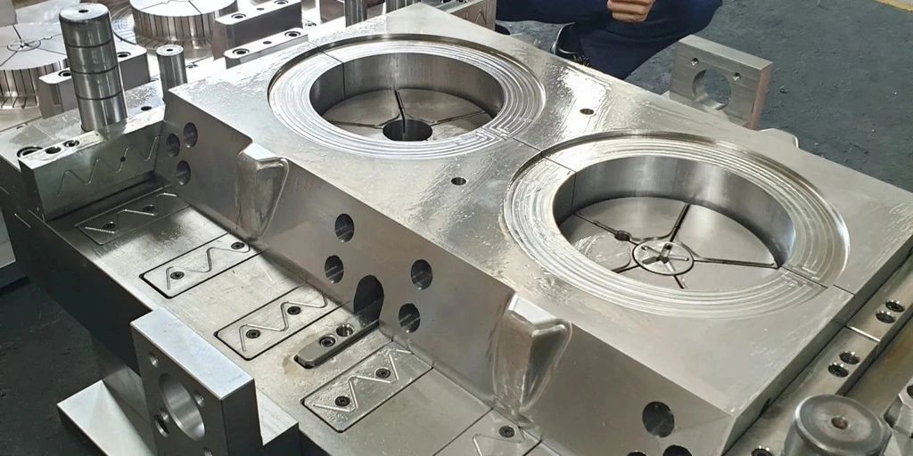 Gia công sản phẩm khuôn mẫu